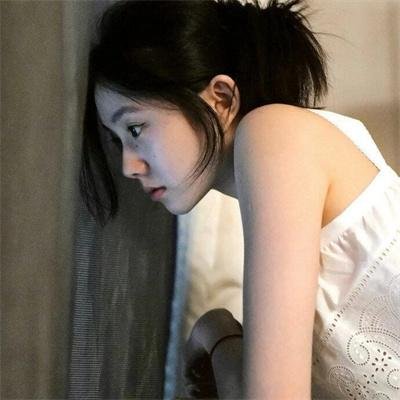 荒唐男荒唐女